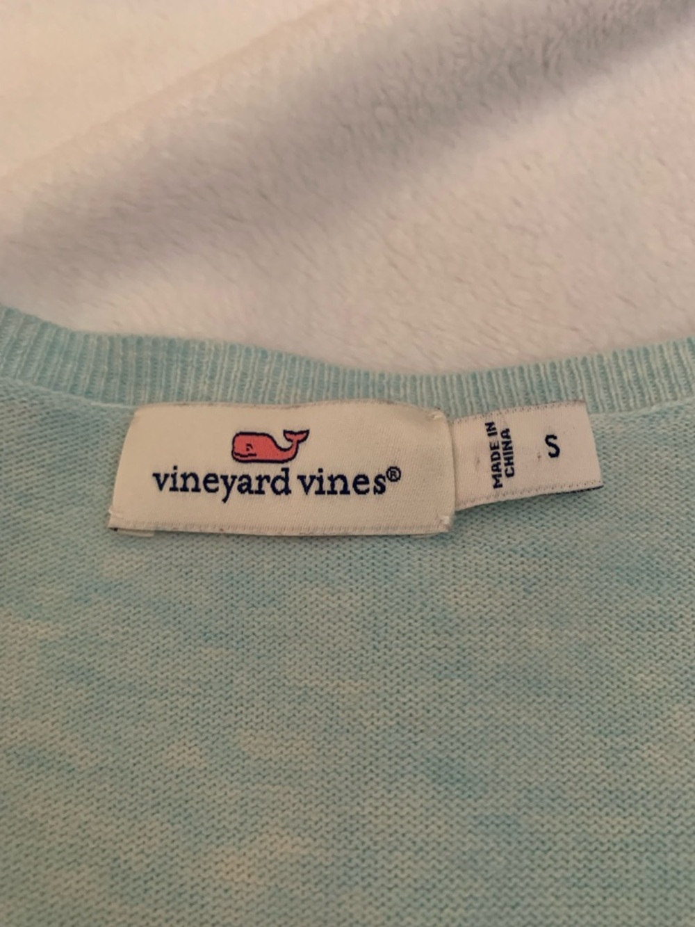 Vineyard Vines vintage size, small V-neck cotton sweater in cloud color VVGUC - Picture 4 of 11